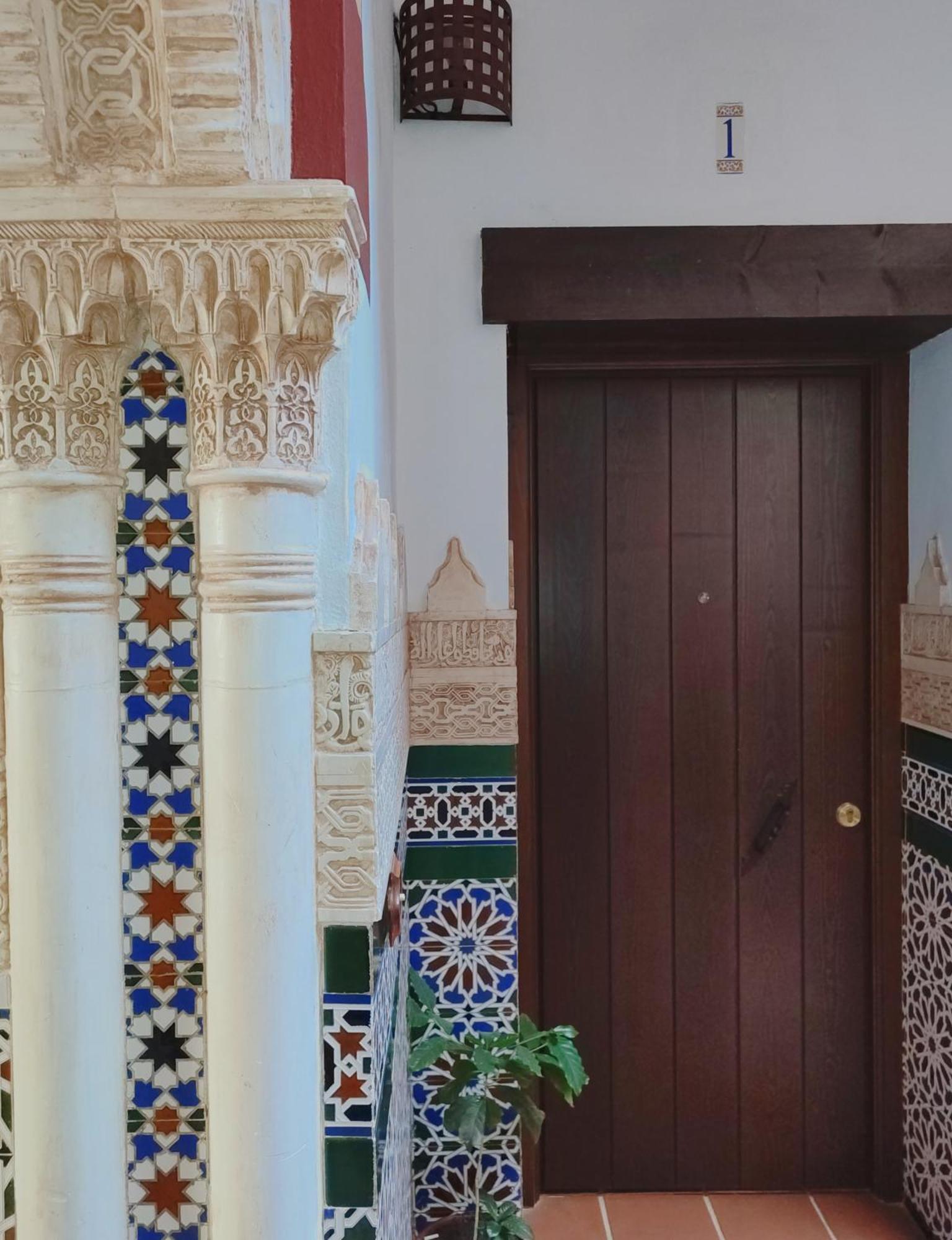 Horno24, Alojamiento Con Patio Andaluz, Tipico De コルドバ エクステリア 写真